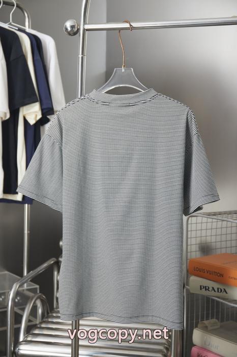 LOUIS VUITTON完売前に即対応 お洒落 愛らしさ抜群！ ブランド コピー 品半袖Tシャツ_0_0