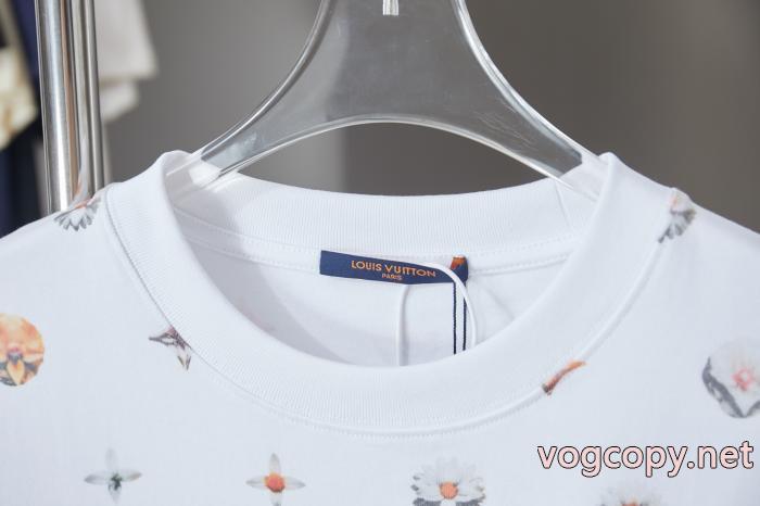 LOUIS VUITTON偽物 通販洗練された佇まい 2026大活躍 独特の存在感半袖Tシャツ_0_2