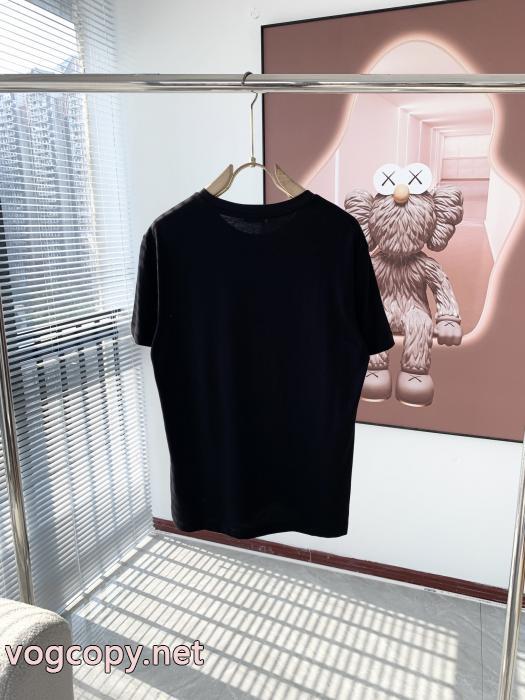 即完売 機能面抜群 夏季超人気アイテムVERSACEブランド コピー s 級半袖Tシャツ_0_1