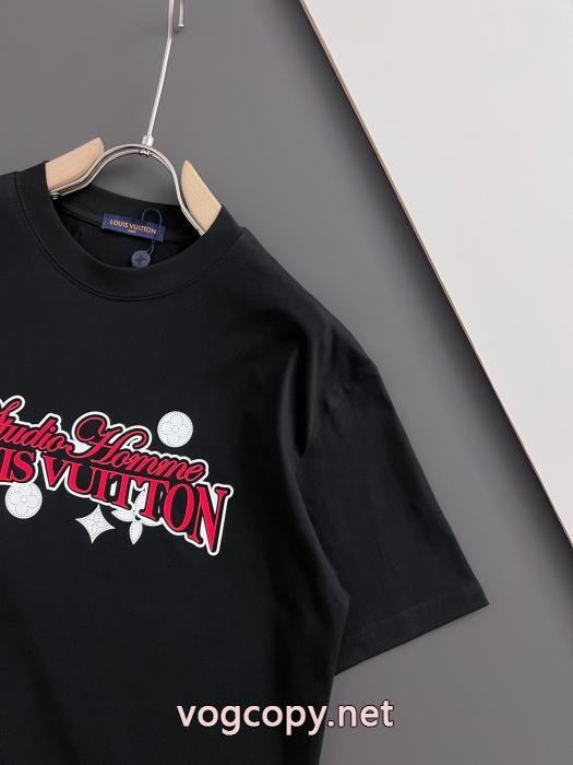 日本で完売続出 高級感も漂い 人気定番大人気半袖Tシャツ偽 ブランド LOUIS VUITTON_0_2