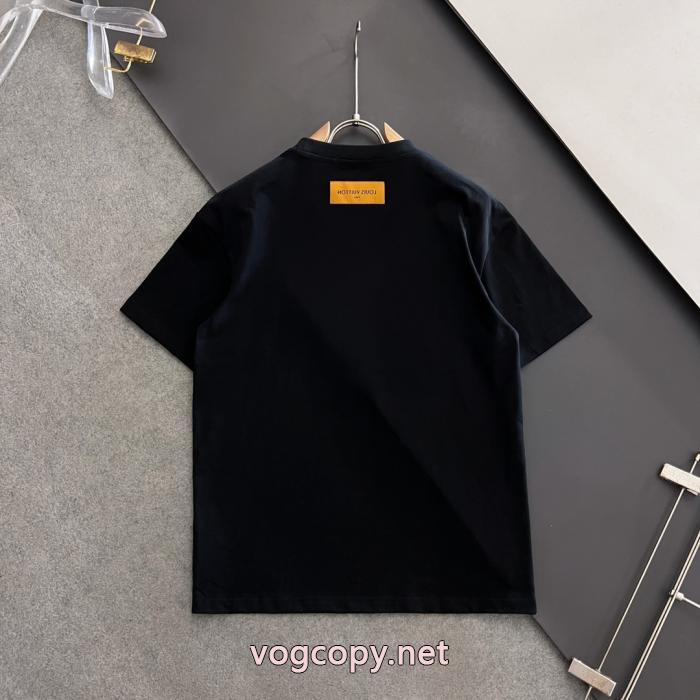 日本で完売続出 高級感も漂い 人気定番大人気半袖Tシャツ偽 ブランド LOUIS VUITTON_0_3