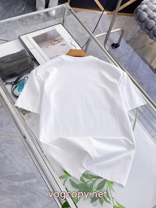 MONCLER半袖Tシャツ必要な一品 人気すぎて再入荷 新作限定めっちゃ綺麗色ブランド フェイク_0_2