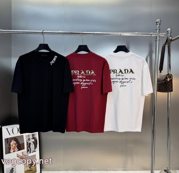 実用性 通年使えるアイテム 26SS関税込み半袖TシャツPRADA通販 ブランド_0_1