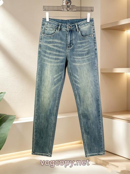 ブランド コピー 着払いジーンズLOUIS VUITTON顧客優待セール 早期完売 オシャレスタイルが今年流_0_1
