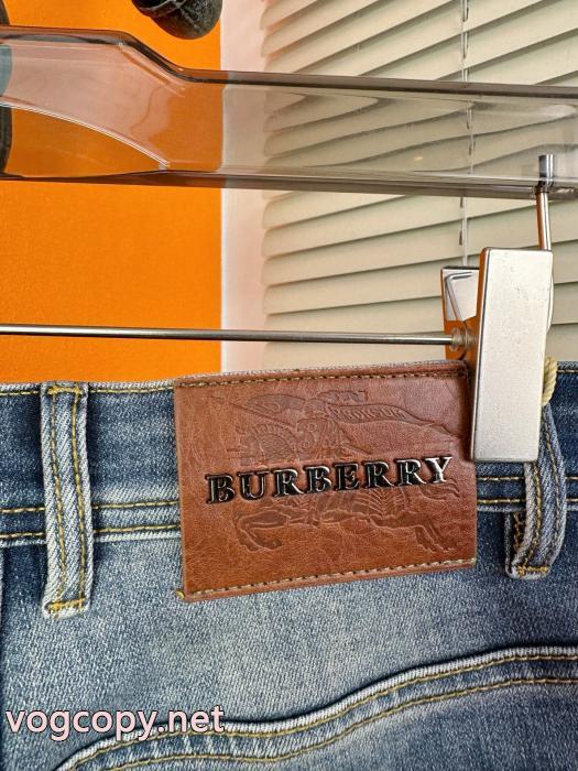 スーパー コピー ブランド 通販BURBERRYNEW!国内完売 完売間近 格好良いアイテムジーンズ_0_2