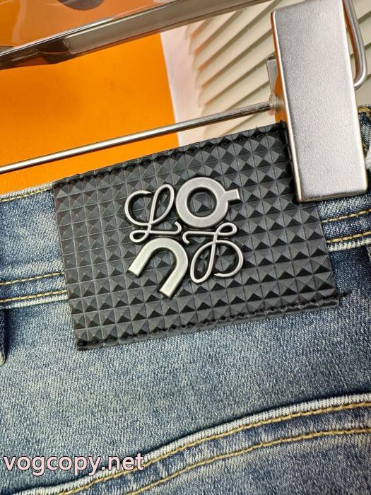 ジーンズ短期セール ストリートに溢れるウェア 目玉商品 コピー ブランドLOEWE_0_2