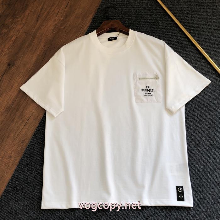 半袖TシャツPRADAブランド コピー 販売店顧客優待セール 新作限定上品な 大人の余裕が漂う_0_4