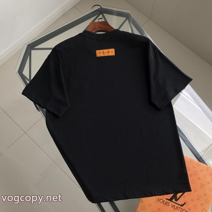 ブランド 通販 激安存在感のある トレンド新作 人気モデル愛用LOUIS VUITTON半袖Tシャツ_0_1