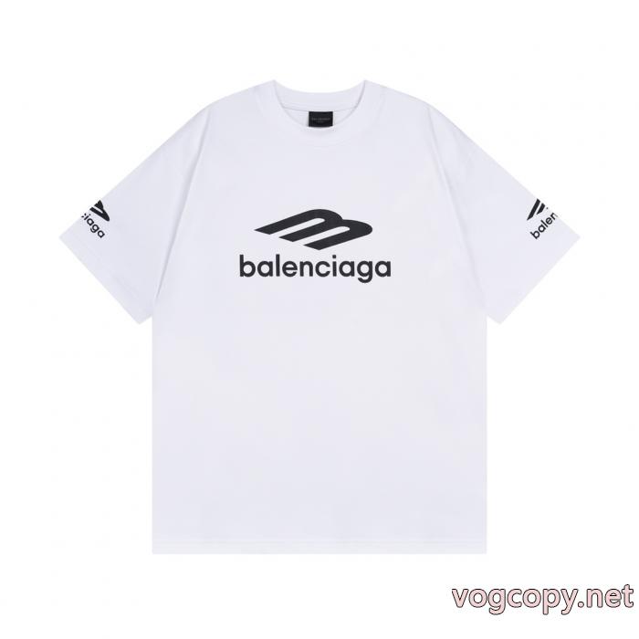 半袖Tシャツカワイイ雰囲気 最前線新作 圧倒的な高級感ブランド コピー 激安バレンシアガ_0_1