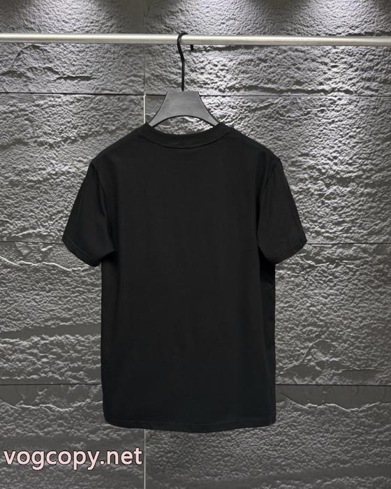 半袖Tシャツ大絶賛の履き心地! 大人気新作登場 即日発送PRADA偽物 ブランド_0_3