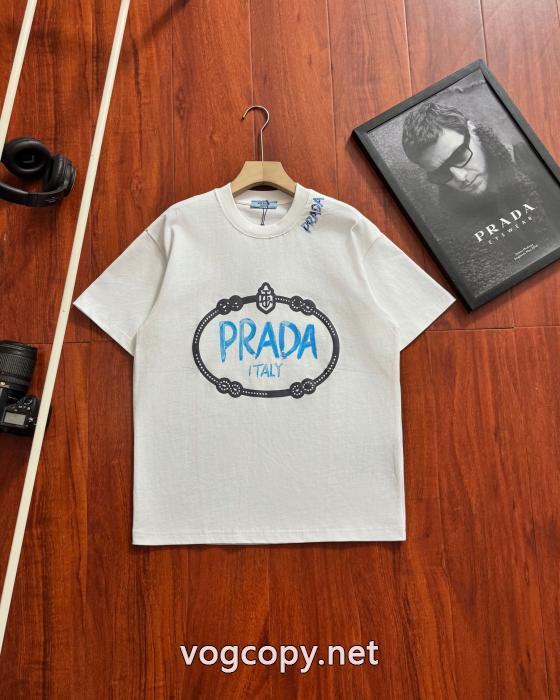 期間限定SALE 肌触りの良い着心地抜群新作 人気アイテムが勢ぞろい半袖Tシャツ 2026スーパーコピーPRADA_0_1