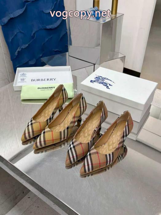 バーバリーブランド コピーサンダル春夏の流行りトップス クリスマスプレゼントにも 日本即完売予想.._0_4