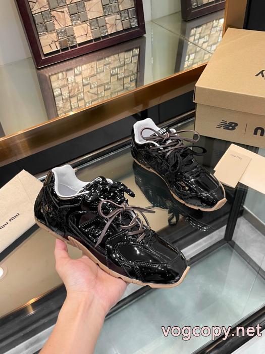 人気激売れ ストレッチ伸縮性 オーバーサイズスニーカーコピー 通販MIUMIU.._0_2