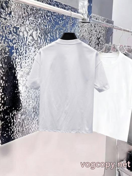 ブランド 通販MIUMIUこの夏絶対欲しい 2026新作新品 HOTお買い得半袖Tシャツ_0_2