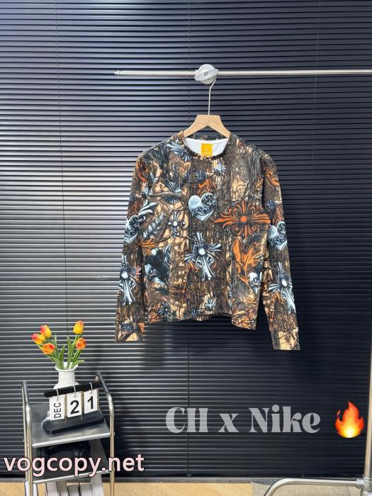 偽 ブランドCHROME HEARTS注目度が高いアイテム 数量限定品 話題の新作長袖Tシャツ_0_1
