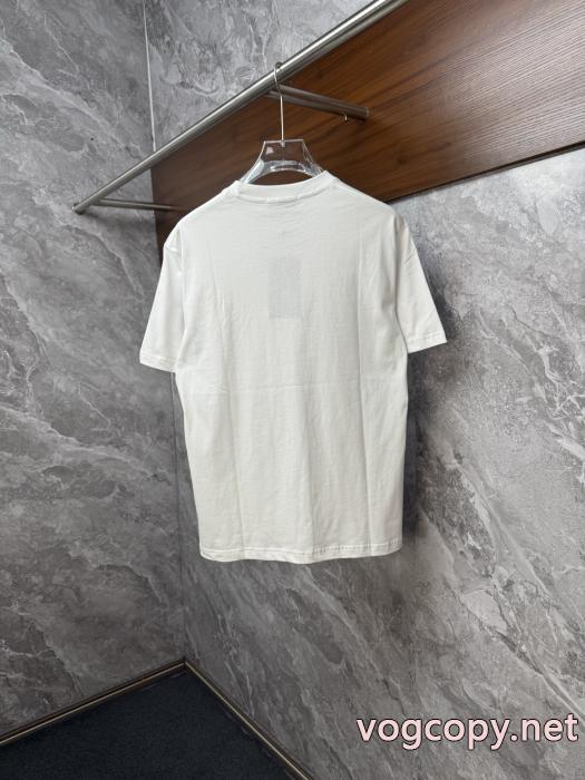 アイドル着用 売り切れ続出！激安限定 今年らしい偽 ブランド 通販Gucc1半袖Tシャツ_0_2