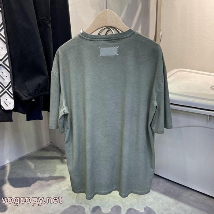 メゾン マルジェラブランド 偽物 激安岩ちゃん愛用 存在感絶大スタイル 韓国高級服シャツ.._0_1