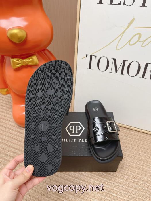 ブランド サンダルプレゼントにもピッタリ 足下注目してくれる 2026ssブランド 激安PHILIPP PLEIN.._0_5
