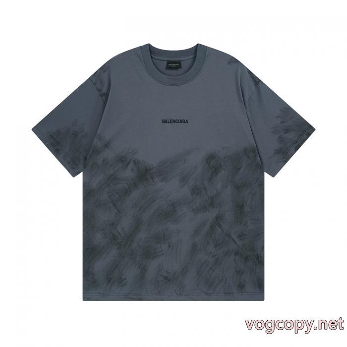 コピー 商品 販売半袖Tシャツ最新でおしゃれな 今年も大人気 格好良いBALENCIAGA_0_1