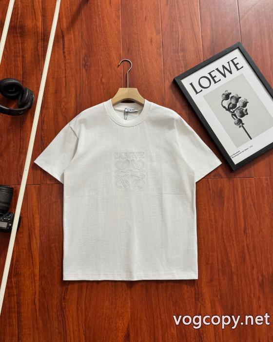 LOEWEブランド コピー超人気 予約完売品 圧倒的人気半袖Tシャツ_0_1