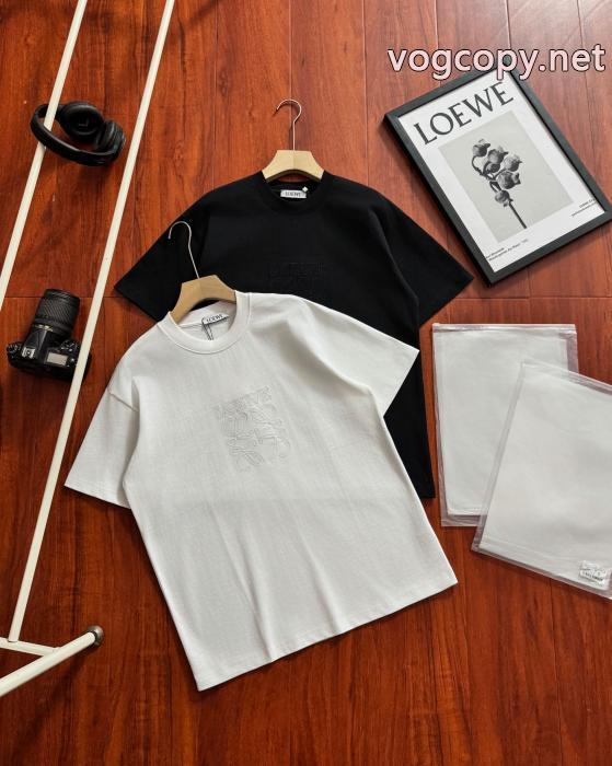 LOEWEブランド コピー超人気 予約完売品 圧倒的人気半袖Tシャツ_0_2