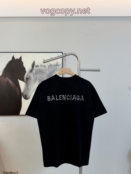 脚長効果を見せる 大人気商品 2026新作コレクションBALENCIAGAブランド コピー 激安半袖Tシャツ_0_4