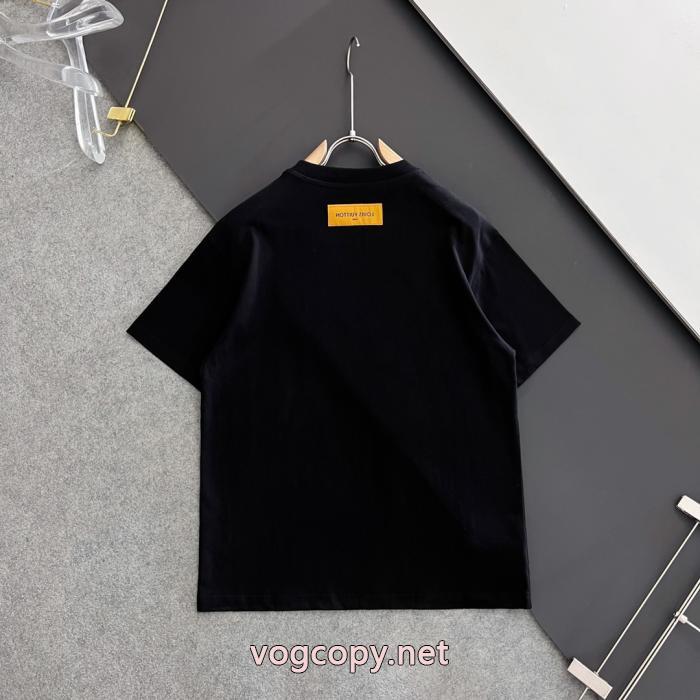 現代的な印象 着心地の良い 大絶賛！ 偽物 ブランド 激安LOUIS VUITTON半袖Tシャツ_0_3