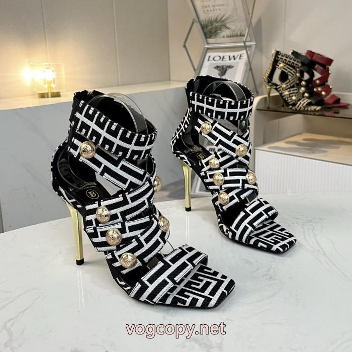 コピー ブランド春夏のコーディネートに欠せない 大好評 種類豊富サンダルBALMAIN.._0_2