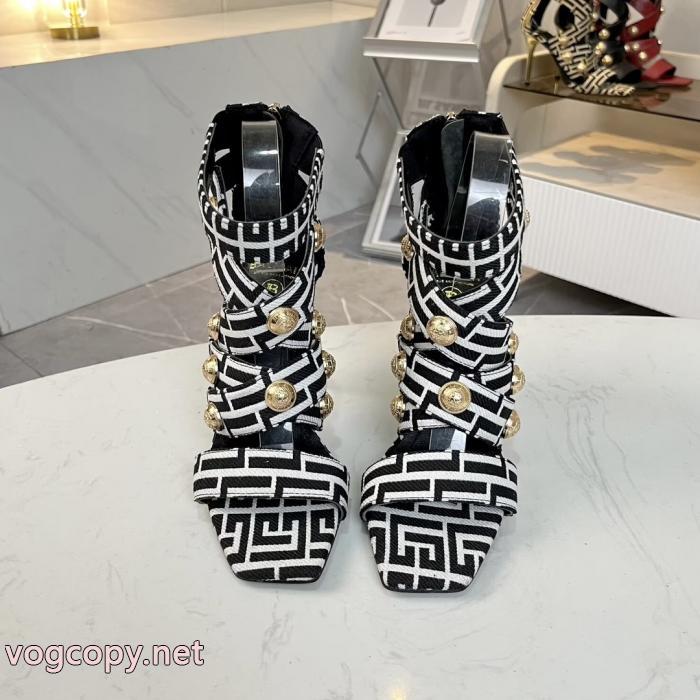 コピー ブランド春夏のコーディネートに欠せない 大好評 種類豊富サンダルBALMAIN.._0_3
