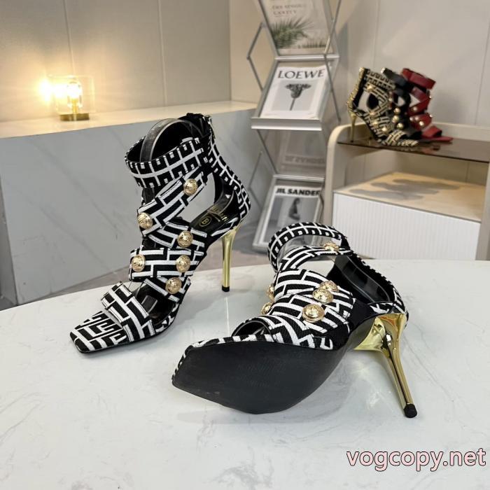 コピー ブランド春夏のコーディネートに欠せない 大好評 種類豊富サンダルBALMAIN.._0_5