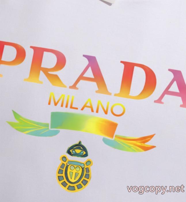 話題の新作到着 夏の定番スタイル 特別価格PRADAコピー 通販t恤._0_3
