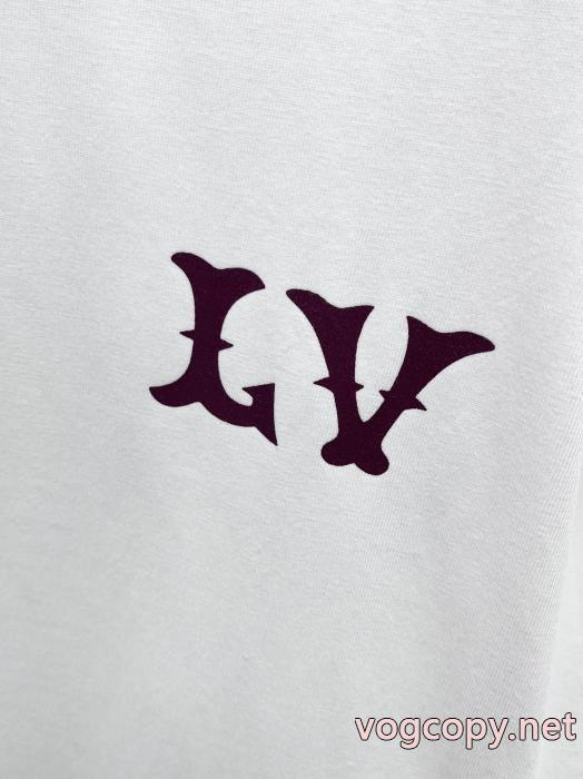 半袖Tシャツ極上美品 セレブ風  素敵なスタイルで夏の定番LOUIS VUITTON激安 通販 専門店_0_2