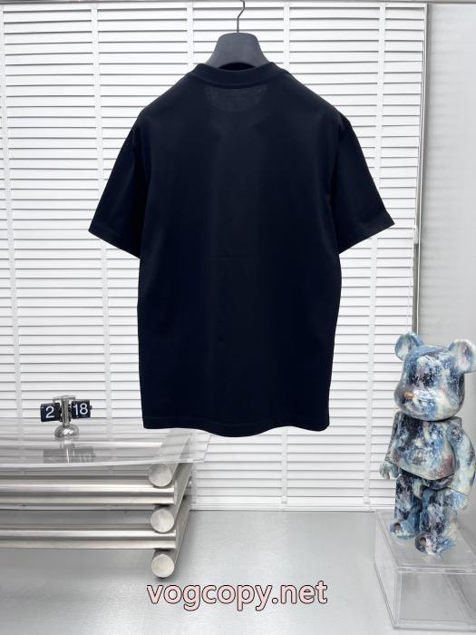 偽物 ブランド ショップBALENCIAGA高級感漂う 今GETしたい 雰囲気が違う半袖Tシャツ_0_3