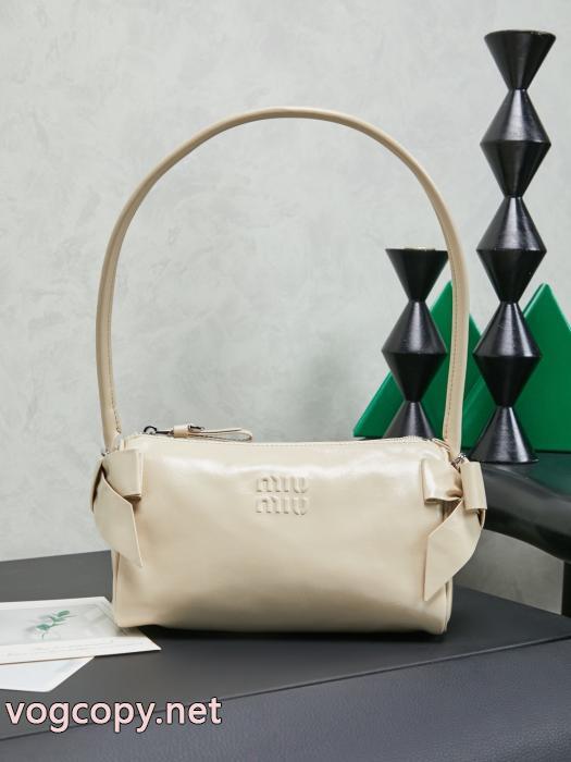 スーパー コピー 品MIUMIUバッグ大人で素敵 好評なアイテム 相性の良い._0_0