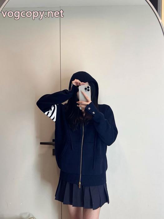 独創的なデザイン 26SS 異素材 ヴィンテージ感スーパー コピー 通販ジャケッTHOM BROWNE.._0_4