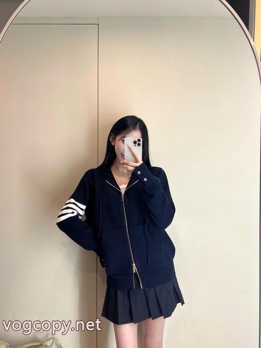 独創的なデザイン 26SS 異素材 ヴィンテージ感スーパー コピー 通販ジャケッTHOM BROWNE.._0_5