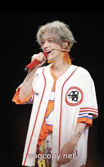 SUPREME海外先行発売！ 難あり 【VIP特価!!】ブランド コピー 安心Tシャツ._0_0