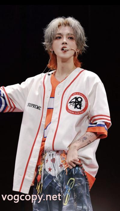 SUPREME海外先行発売！ 難あり 【VIP特価!!】ブランド コピー 安心Tシャツ._0_1