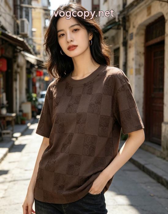 スーパー コピー 安心LOEWEロゴが印象的 人気定番大人気 優れもの半袖Tシャツ_0_4