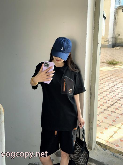 半袖Tシャツ大人の品漂う 注目の一品 NEW大変素敵激安 ブランド 通販ロエベ_0_3