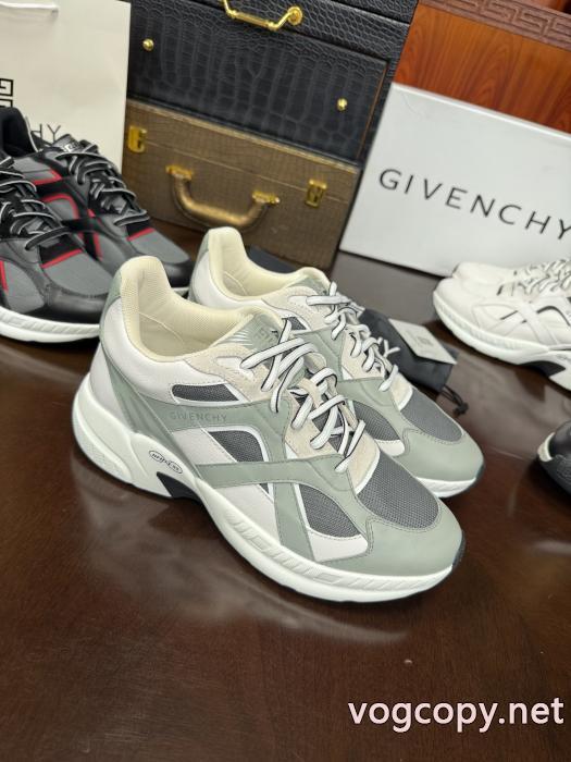 GIVENCHYスニーカースーパー コピー ブランド 通販限定版プリント 極美品 鮮度が手に入る._0_1
