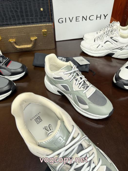 GIVENCHYスニーカースーパー コピー ブランド 通販限定版プリント 極美品 鮮度が手に入る._0_5