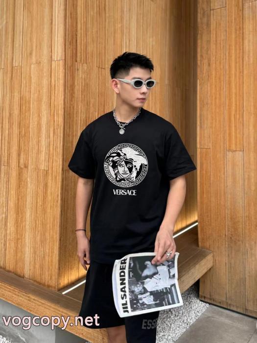 ブランド 偽物VERSACE注目新ブランド 存在感絶大 大人気ブランド半袖Tシャツ_0_0