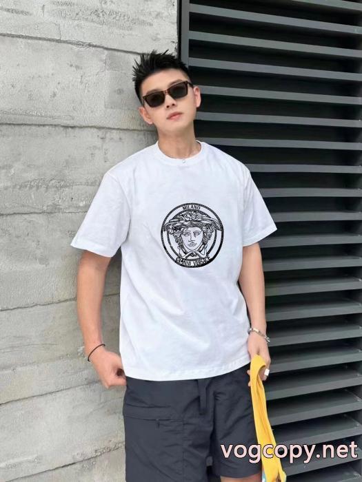ブランド 偽物 激安 通販安心の国内配送 希少入荷 円高還元Sale半袖TシャツVERSACE_0_0