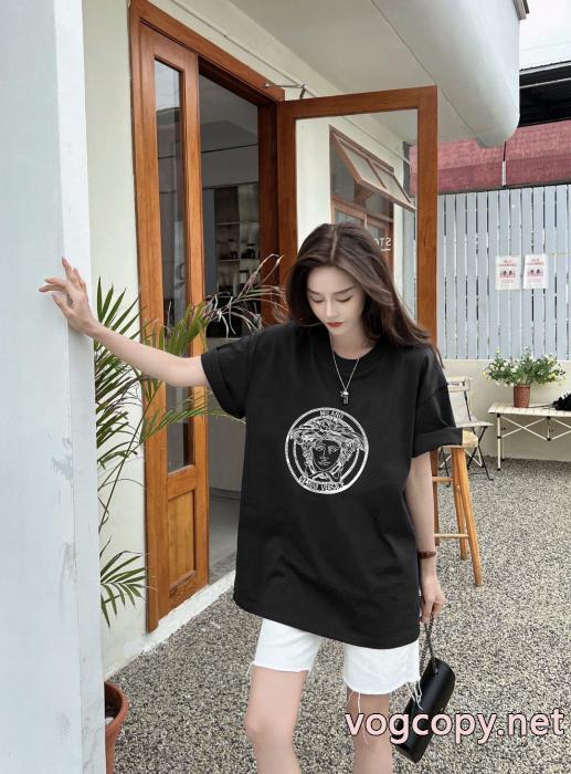 ブランド 偽物 激安 通販安心の国内配送 希少入荷 円高還元Sale半袖TシャツVERSACE_0_3