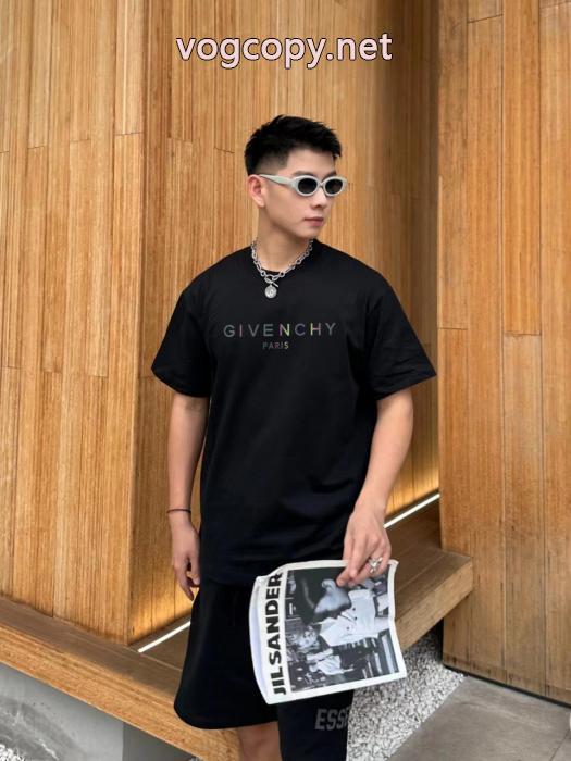GIVENCHY半袖Tシャツ清涼感 人気モデル雑誌掲載 幅広く使えるブランド コピー ショップ_0_2