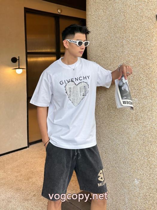 ジバンシィ半袖Tシャツ2026SS大人OK 豊富なサイズ 大人気商品再入荷!偽物 ブランド 販売_1_0