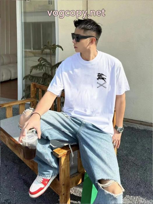 BURBERRY半袖Tシャツブランド スニーカー 激安素敵  完売必至 王道コンビ_0_0