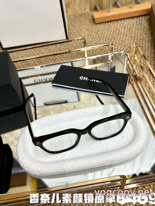 のフレーム新作限定が発売！ 品質感 セレブも愛用CHブランド 激安_1_0