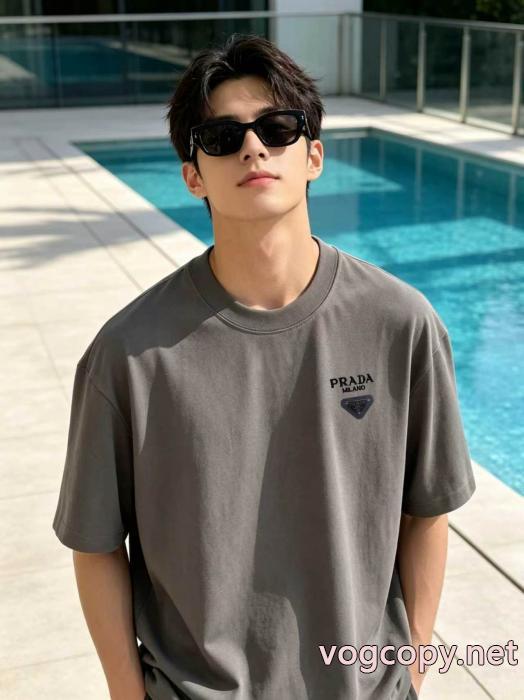 ブランド コピー バックTシャツ新作アイテムが今年流 お洒落で人気アイテム 2026年2026入荷プラダ._0_4
